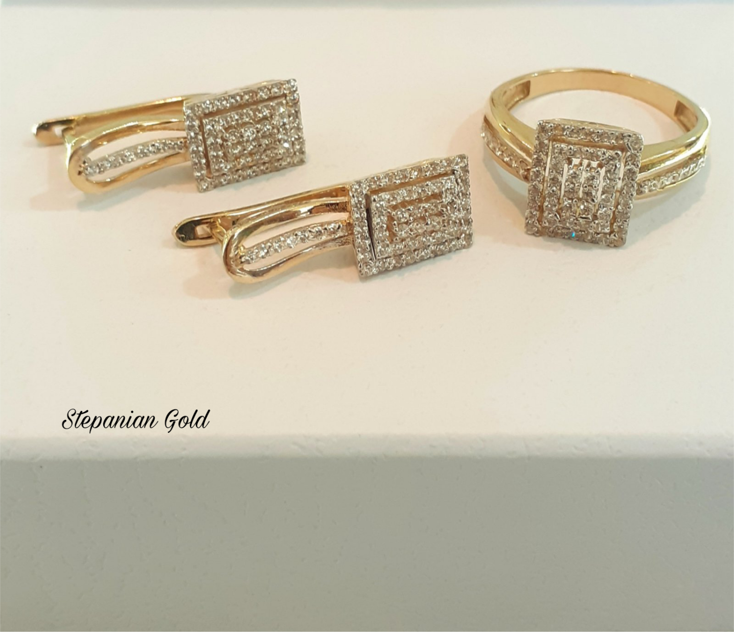 Ոսկյա Հավաքածու